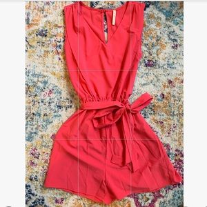Sleeveless Tie Romper